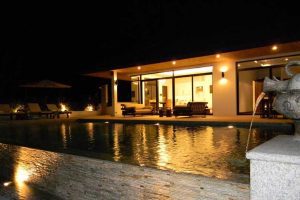 11-koh-lanta-villa-night