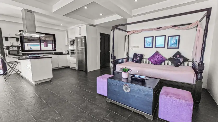 Beachfront Pool Villa 3BR – Malee Beach Villas E7