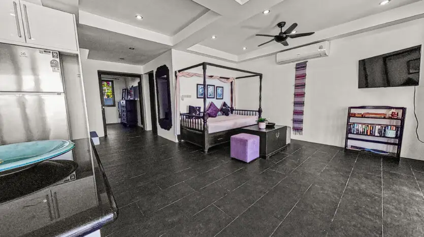 Beachfront Pool Villa 3BR – Malee Beach Villas E7