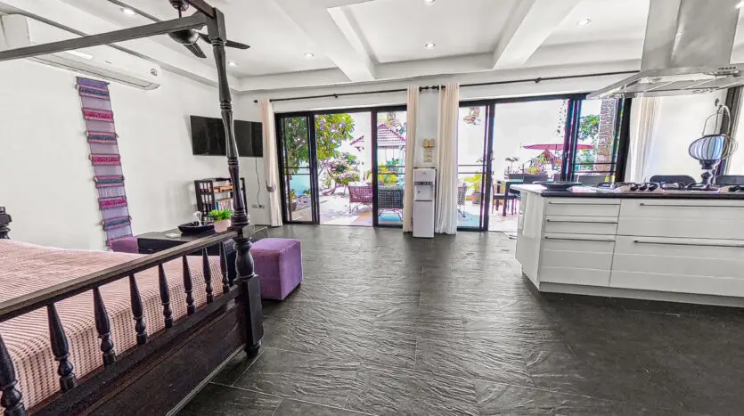 Beachfront Pool Villa 3BR – Malee Beach Villas E7