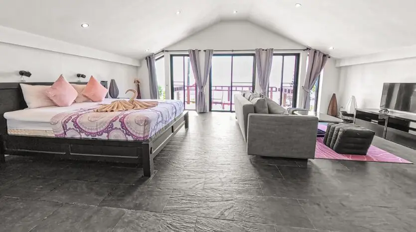 Beachfront Pool Villa 3BR – Malee Beach Villas E7