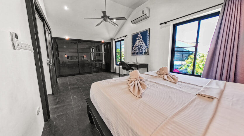 Beachfront Pool Villa 3BR – Malee Beach Villas E7