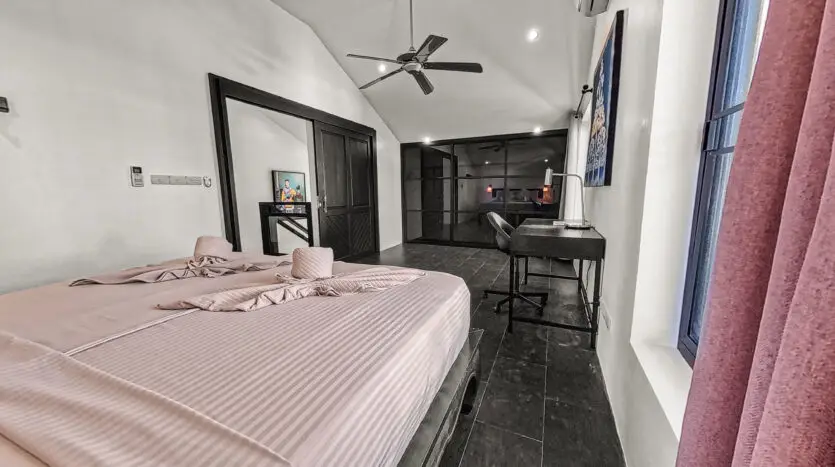 Beachfront Pool Villa 3BR – Malee Beach Villas E7