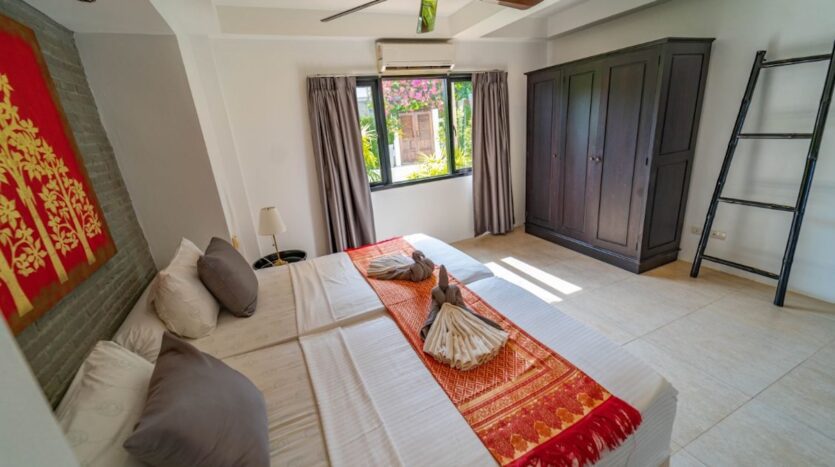 Beachfront Pool Villa 4BR – Malee Beach Villas E6