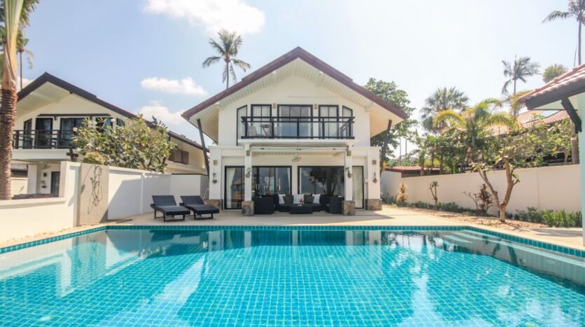 Beachfront Pool Villa 4BR – Malee Beach Villas E6