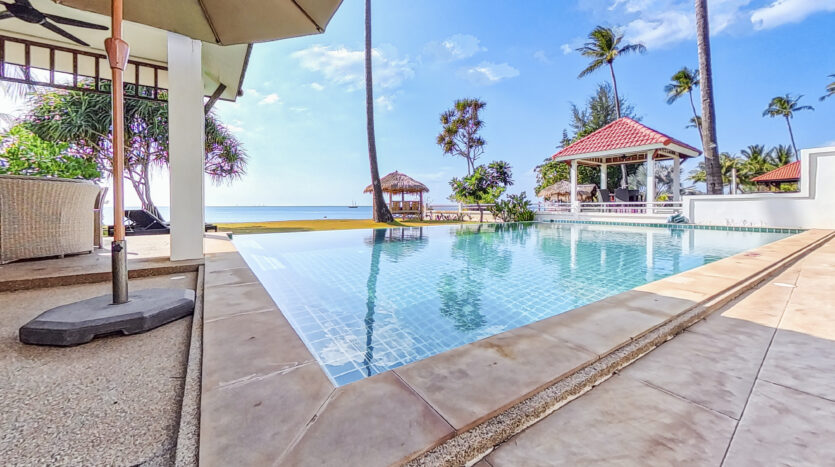 Beachfront Pool Villa 4BR – Malee Beach Villas E6