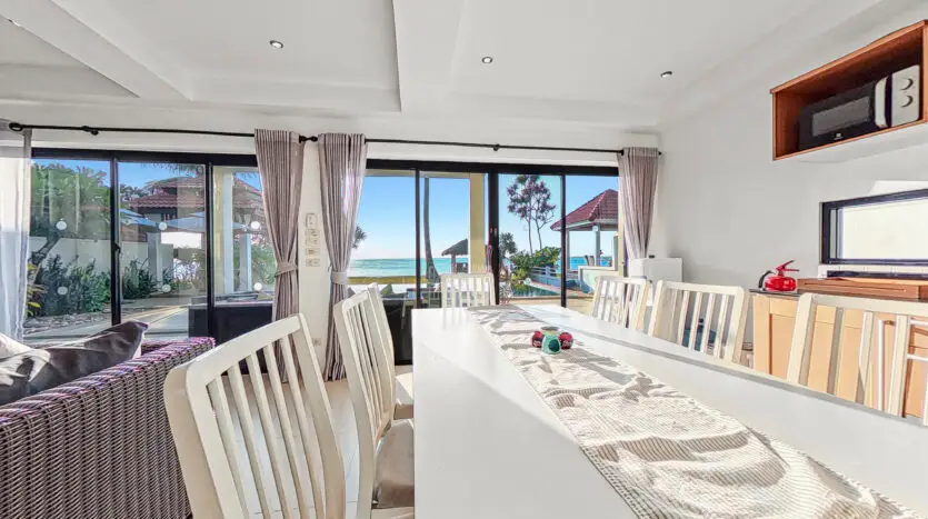 Beachfront Pool Villa 4BR – Malee Beach Villas E6