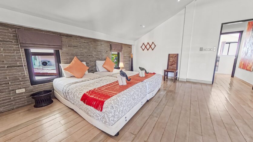 Beachfront Pool Villa 4BR – Malee Beach Villas E6