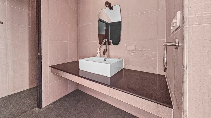 Beachfront Pool Villa 4BR – Malee Beach Villas E6