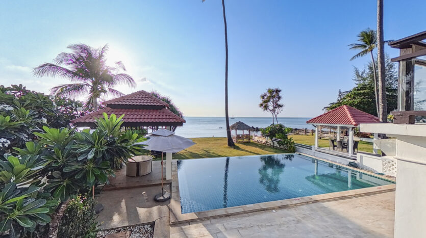 Beachfront Pool Villa 4BR – Malee Beach Villas E6