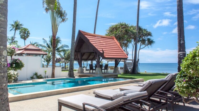 Beachfront Pool Villa 3BR – Malee Beach Villas E7