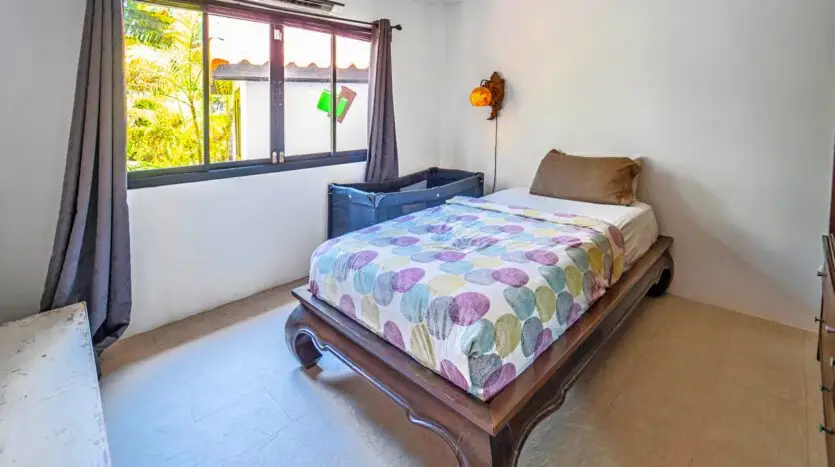 Beachfront Pool Villa 5BR – Malee Beach Villas E1